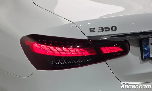 Mercedes-Benz E-Class 2022 2.0 автомат (гидро), миниатюра 9 Mercedes-Benz E-Class 2022 2.0 автомат (гидро), миниатюра 9