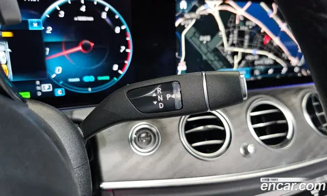 Mercedes-Benz E-Class 2022 2.0 автомат (гидро), миниатюра 11 Mercedes-Benz E-Class 2022 2.0 автомат (гидро), миниатюра 11