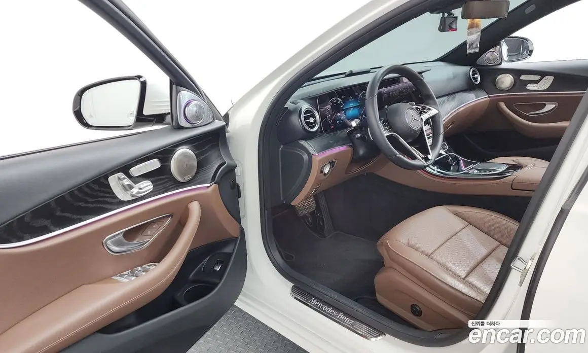 Mercedes-Benz E-Class 2022 2.0 автомат (гидро), фото 13