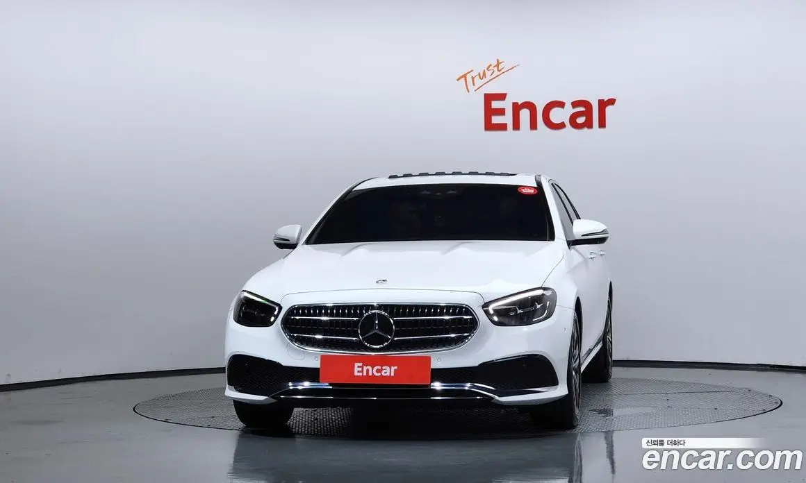 Mercedes-Benz E-Class 2022 2.0 автомат (гидро), фото 3