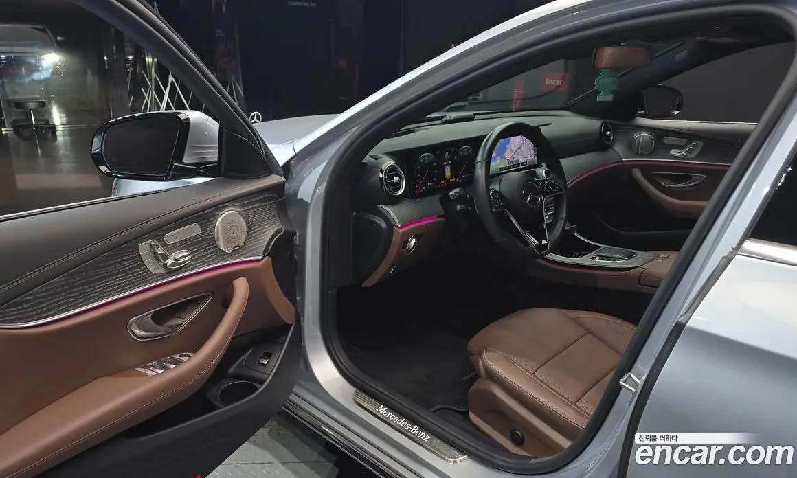 Mercedes-Benz E-Class 2023 2.0 автомат (гидро), фото 13