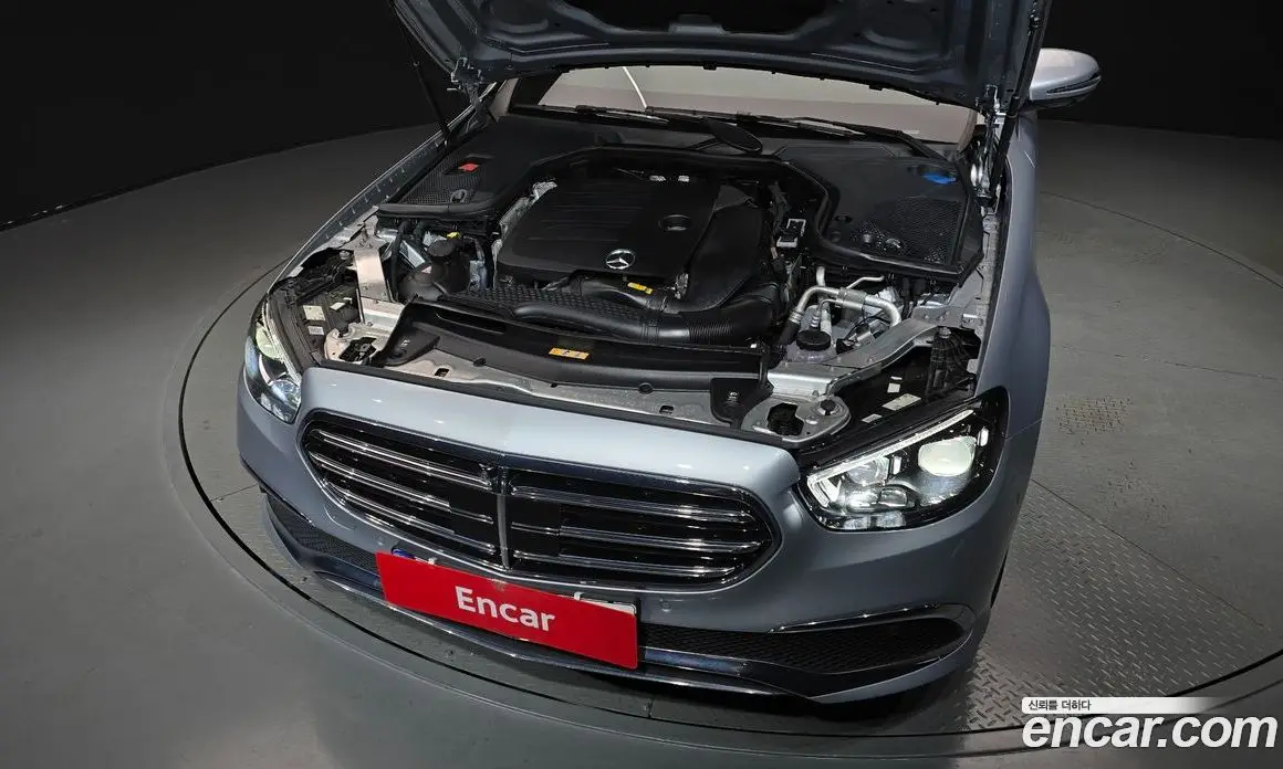 Mercedes-Benz E-Class 2023 2.0 автомат (гидро), фото 6