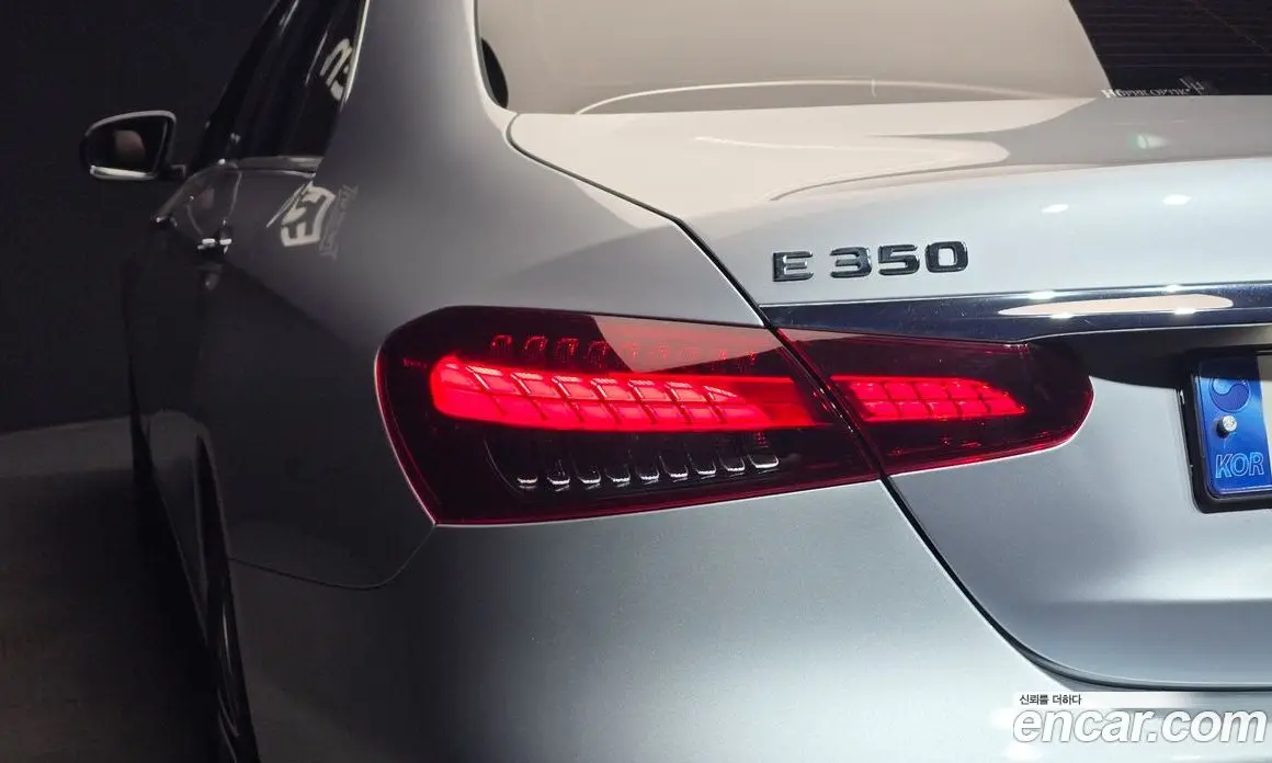 Mercedes-Benz E-Class 2023 2.0 автомат (гидро), фото 9
