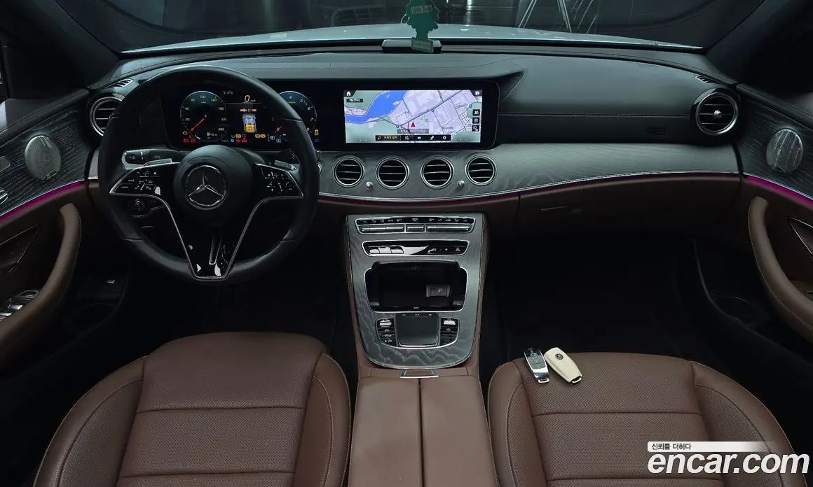 Mercedes-Benz E-Class 2023 2.0 автомат (гидро), фото 10