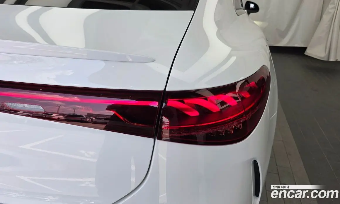 Mercedes-Benz EQS 2022 0.3 автомат (гидро), фото 9