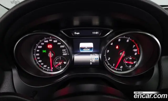 Mercedes-Benz GLA-Class 2017 2.0 автомат (гидро), миниатюра 10 Mercedes-Benz GLA-Class 2017 2.0 автомат (гидро), миниатюра 10
