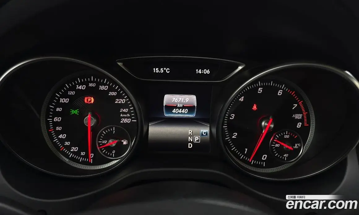 Mercedes-Benz GLA-Class 2019 2.0 автомат (гидро), фото 11 Mercedes-Benz GLA-Class 2019 2.0 автомат (гидро), фото 11