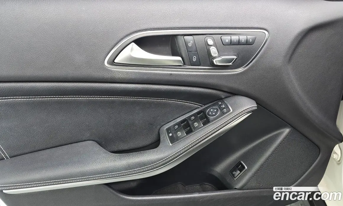 Mercedes-Benz GLA-Class 2019 2.0 автомат (гидро), фото 14 Mercedes-Benz GLA-Class 2019 2.0 автомат (гидро), фото 14