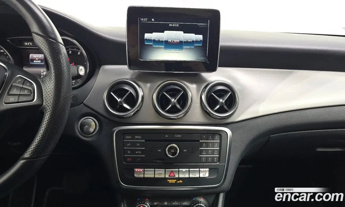Mercedes-Benz GLA-Class 2019 2.0 автомат (гидро), фото 20 Mercedes-Benz GLA-Class 2019 2.0 автомат (гидро), фото 20