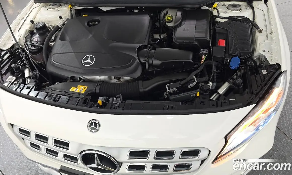 Mercedes-Benz GLA-Class 2019 2.0 автомат (гидро), фото 6 Mercedes-Benz GLA-Class 2019 2.0 автомат (гидро), фото 6