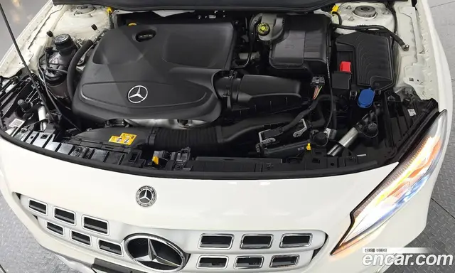 Mercedes-Benz GLA-Class 2019 2.0 автомат (гидро), миниатюра 6 Mercedes-Benz GLA-Class 2019 2.0 автомат (гидро), миниатюра 6