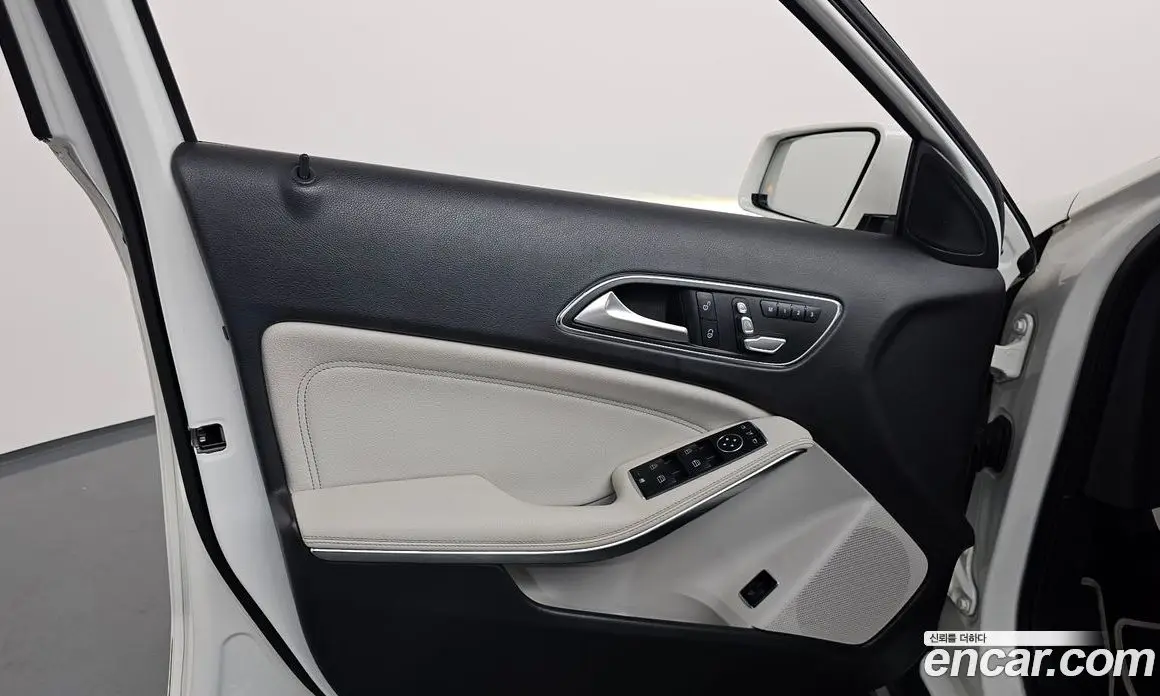 Mercedes-Benz GLA-Class 2019 2.0 автомат (гидро), фото 14