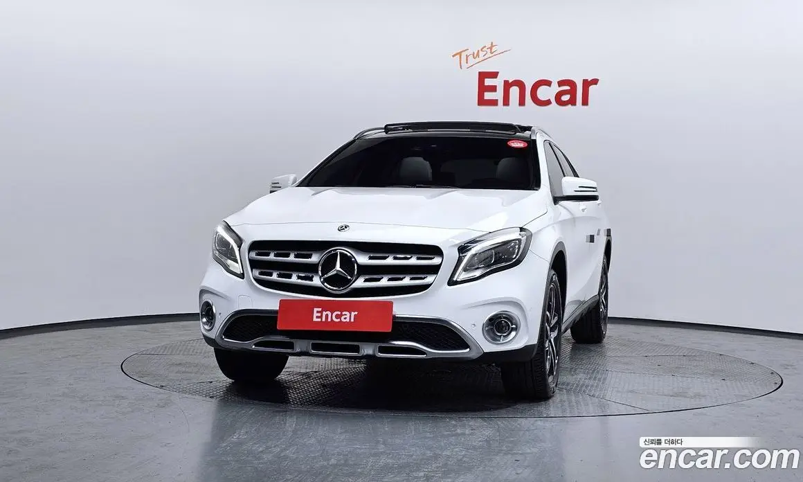 Mercedes-Benz GLA-Class 2019 2.0 автомат (гидро), фото 3