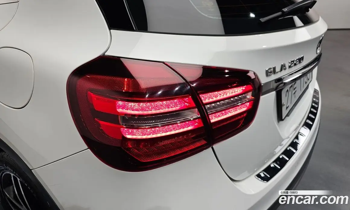 Mercedes-Benz GLA-Class 2019 2.0 автомат (гидро), фото 9