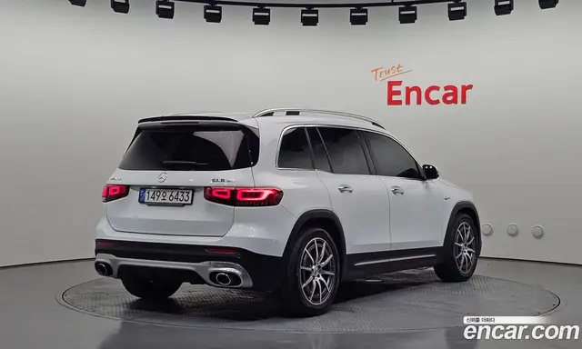 Mercedes-Benz GLB-Class 2022 2.0 автомат (гидро), миниатюра 2