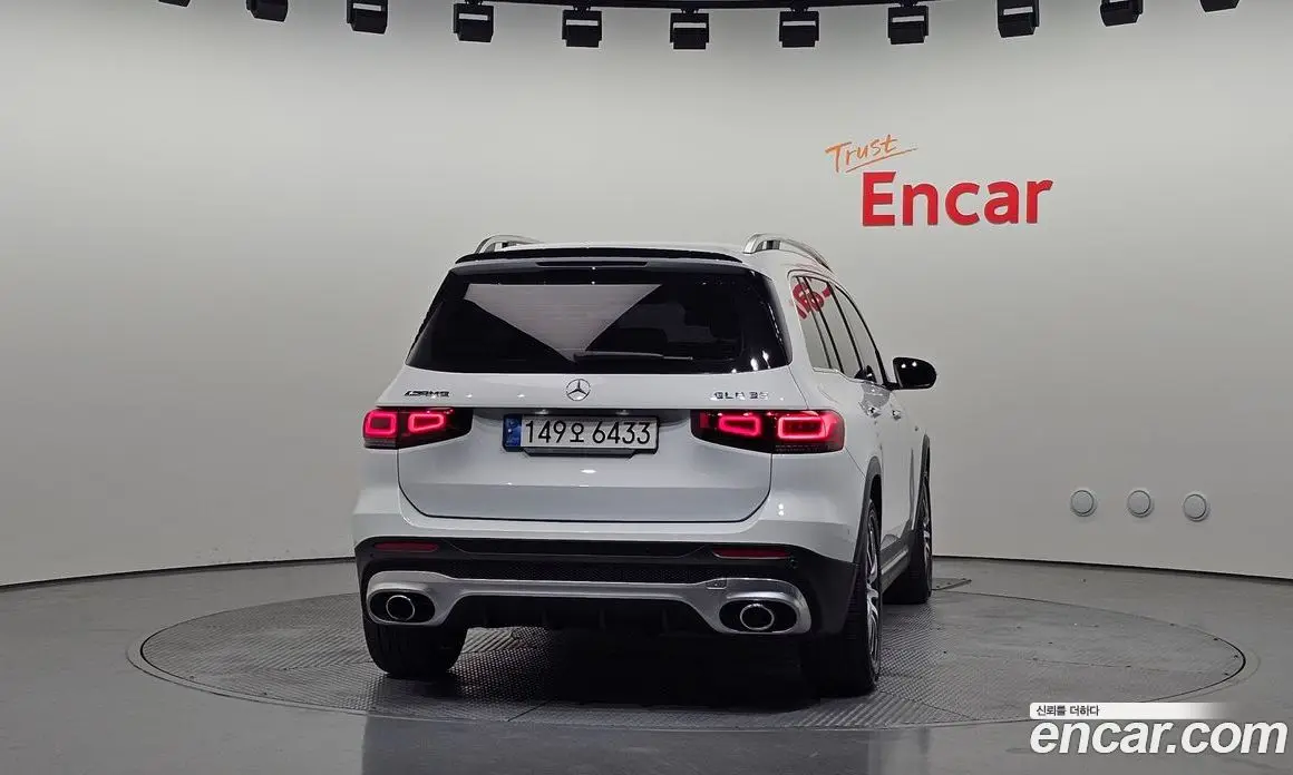 Mercedes-Benz GLB-Class 2022 2.0 автомат (гидро), фото 4
