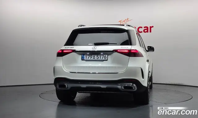 Mercedes-Benz GLE-Class 2024 3.0 автомат (гидро), миниатюра 4
