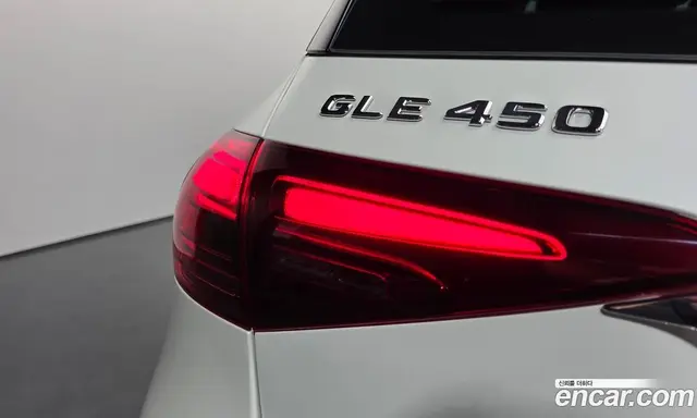 Mercedes-Benz GLE-Class 2024 3.0 автомат (гидро), миниатюра 9