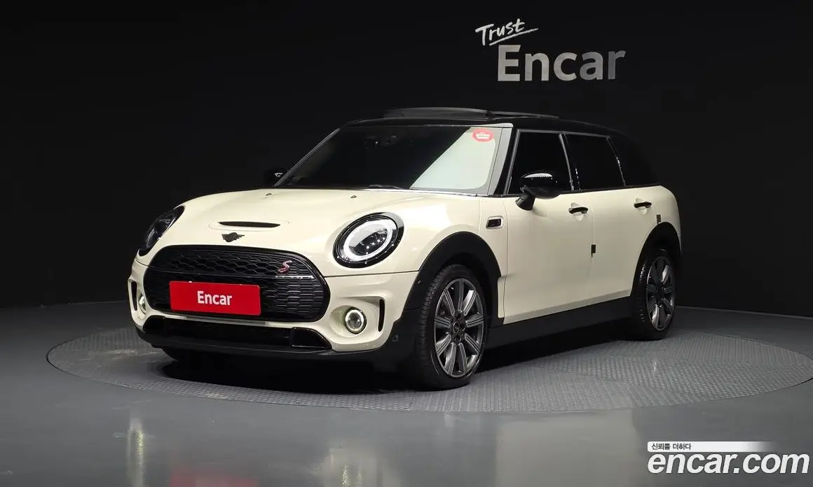 Mini Clubman 2022 2.0 автомат (гидро), фото 1 Mini Clubman 2022 2.0 автомат (гидро), фото 1