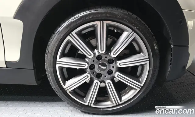 Mini Clubman 2022 2.0 автомат (гидро), миниатюра 5 Mini Clubman 2022 2.0 автомат (гидро), миниатюра 5