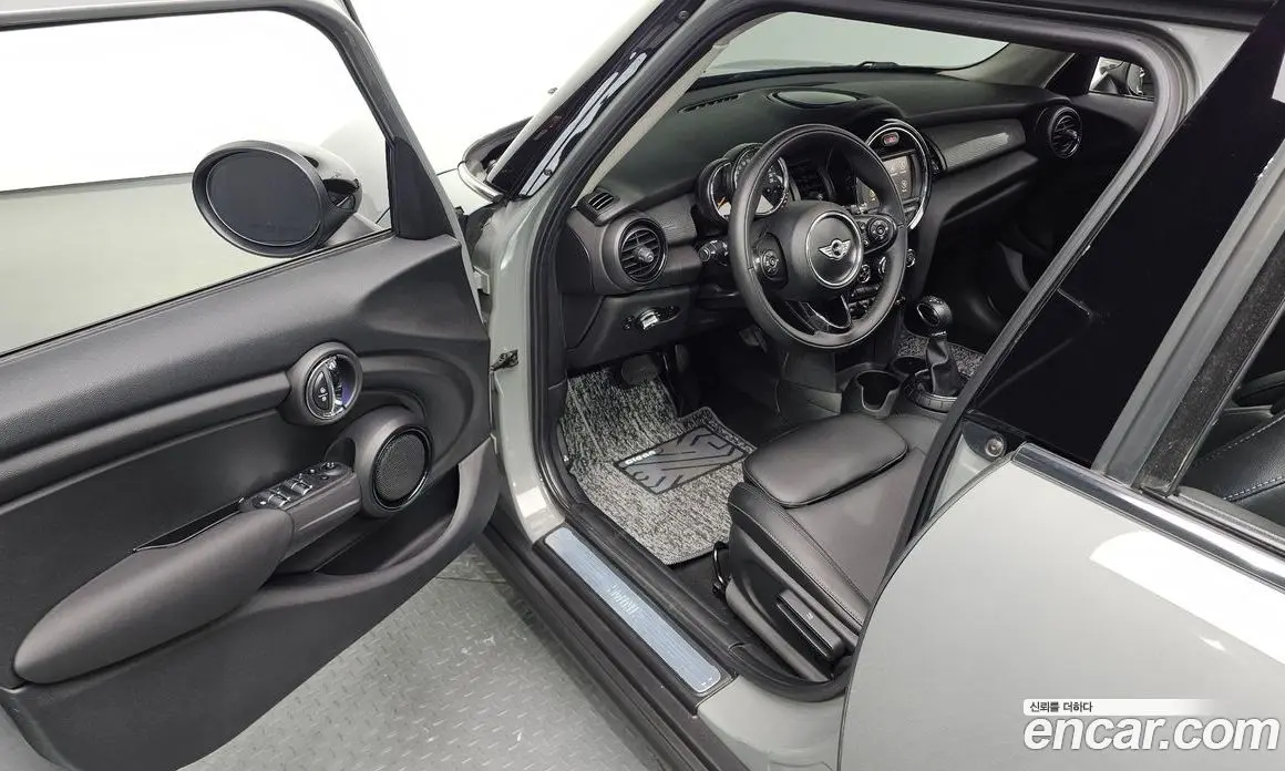 Mini Cooper 2015 1.5 автомат (гидро), фото 11
