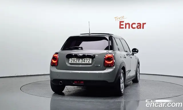 Mini Cooper 2015 1.5 автомат (гидро), миниатюра 4