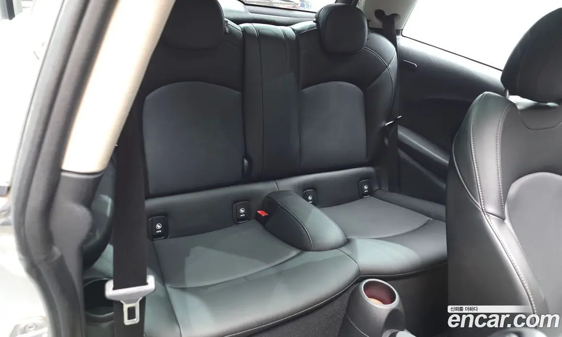 Mini Cooper 2018 1.5 автомат (гидро), фото 17 Mini Cooper 2018 1.5 автомат (гидро), фото 17