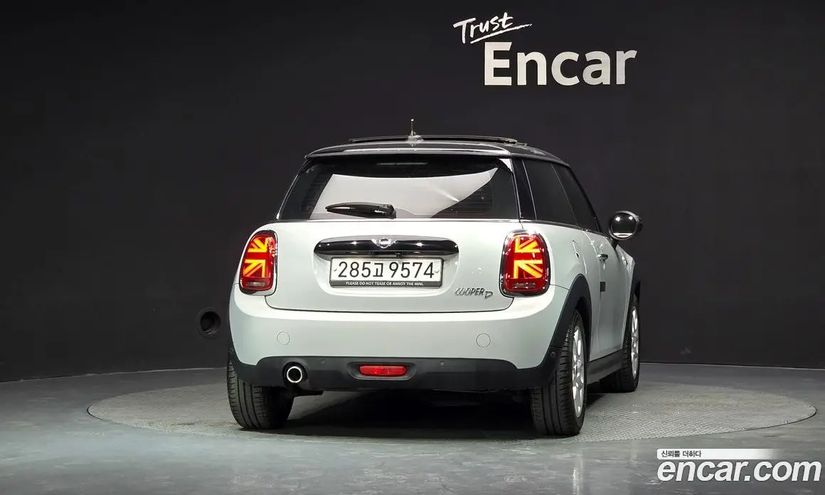 Mini Cooper 2018 1.5 автомат (гидро), фото 4 Mini Cooper 2018 1.5 автомат (гидро), фото 4