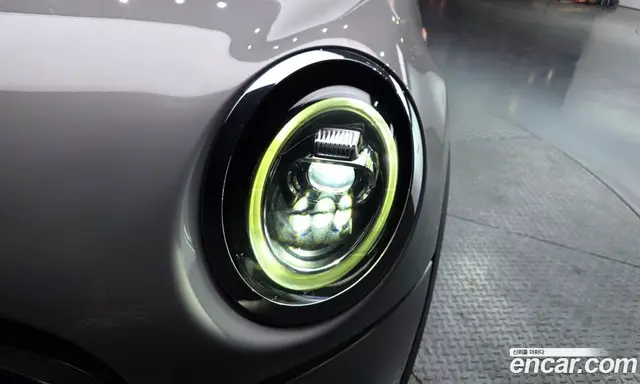 Mini Cooper 2018 1.5 автомат (гидро), миниатюра 8 Mini Cooper 2018 1.5 автомат (гидро), миниатюра 8