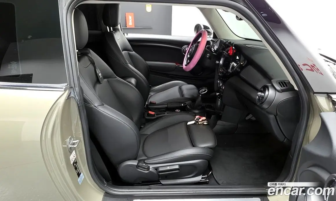 Mini Cooper 2018 1.5 автомат (гидро), фото 16 Mini Cooper 2018 1.5 автомат (гидро), фото 16