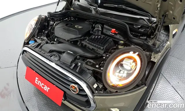 Mini Cooper 2018 1.5 автомат (гидро), миниатюра 6 Mini Cooper 2018 1.5 автомат (гидро), миниатюра 6