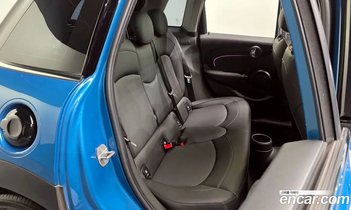 Mini Cooper 2021 2.0 автомат (гидро), фото 17 Mini Cooper 2021 2.0 автомат (гидро), фото 17