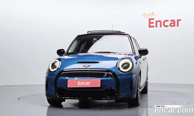 Mini Cooper 2021 2.0 автомат (гидро), миниатюра 3 Mini Cooper 2021 2.0 автомат (гидро), миниатюра 3