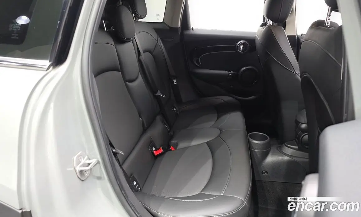 Mini Cooper 2021 1.5 автомат (гидро), фото 17