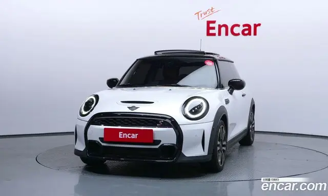 Mini Cooper 2023 2.0 автомат (гидро), миниатюра 3 Mini Cooper 2023 2.0 автомат (гидро), миниатюра 3