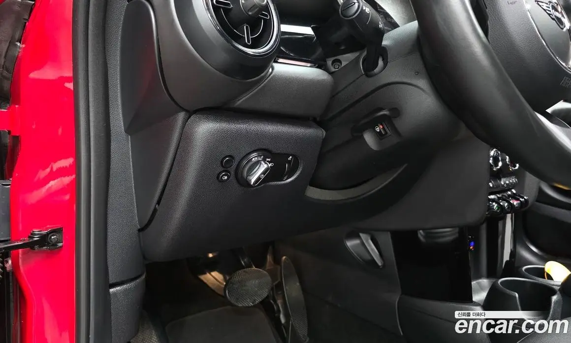 Mini Cooper 2023 1.5 автомат (гидро), фото 18