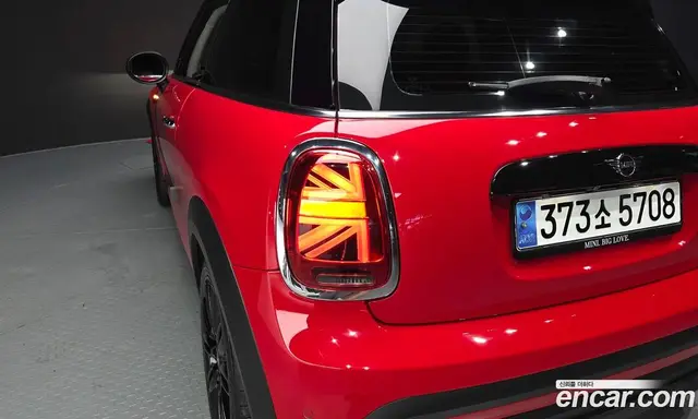 Mini Cooper 2023 1.5 автомат (гидро), миниатюра 9