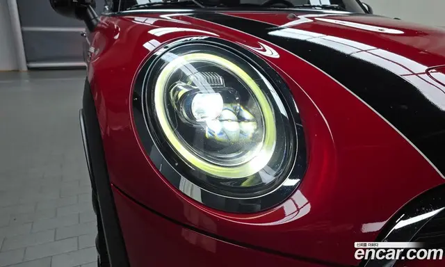 Mini Cooper Convertible 2019 2.0 автомат (гидро), миниатюра 8 Mini Cooper Convertible 2019 2.0 автомат (гидро), миниатюра 8