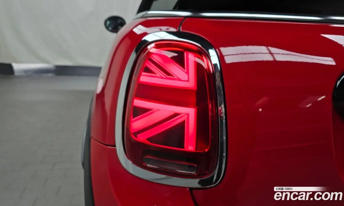 Mini Cooper Convertible 2019 2.0 автомат (гидро), фото 9 Mini Cooper Convertible 2019 2.0 автомат (гидро), фото 9