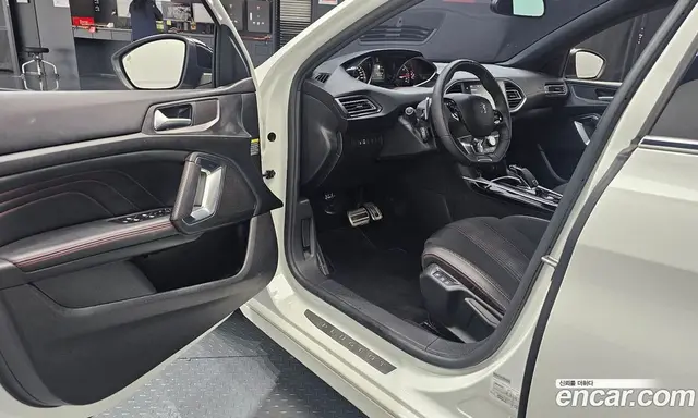 Peugeot 308 2019 1.5 автомат (гидро), миниатюра 12