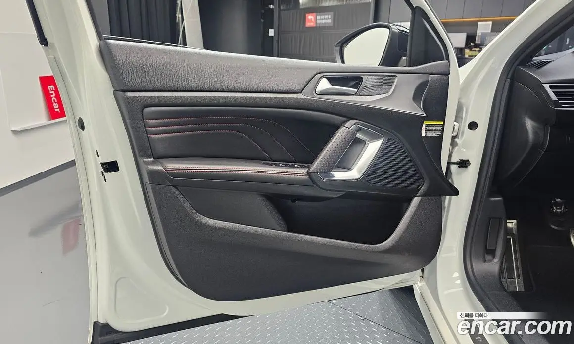 Peugeot 308 2019 1.5 автомат (гидро), фото 13 Peugeot 308 2019 1.5 автомат (гидро), фото 13