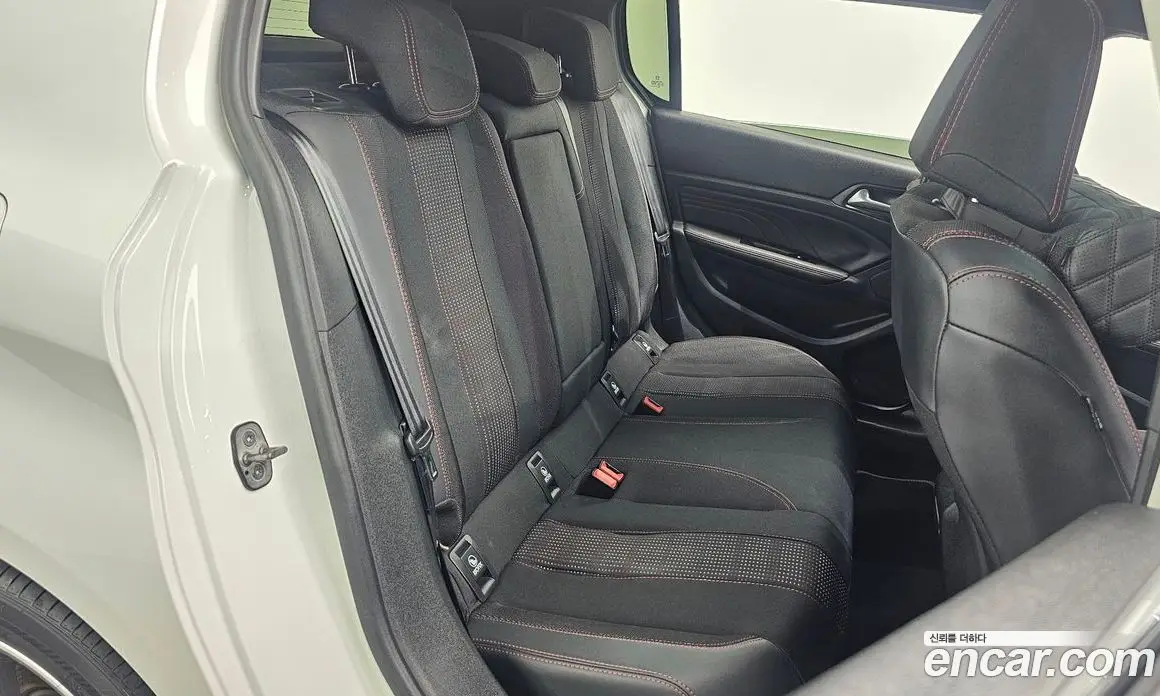 Peugeot 308 2019 1.5 автомат (гидро), фото 16 Peugeot 308 2019 1.5 автомат (гидро), фото 16