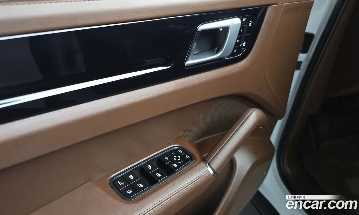Porsche Cayenne 2021 3.0 автомат (гидро), фото 13
