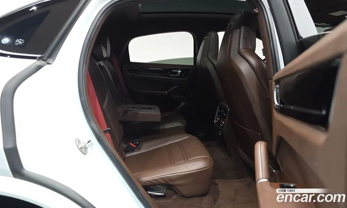 Porsche Cayenne 2021 3.0 автомат (гидро), фото 17