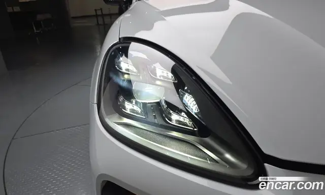 Porsche Cayenne 2021 3.0 автомат (гидро), миниатюра 7