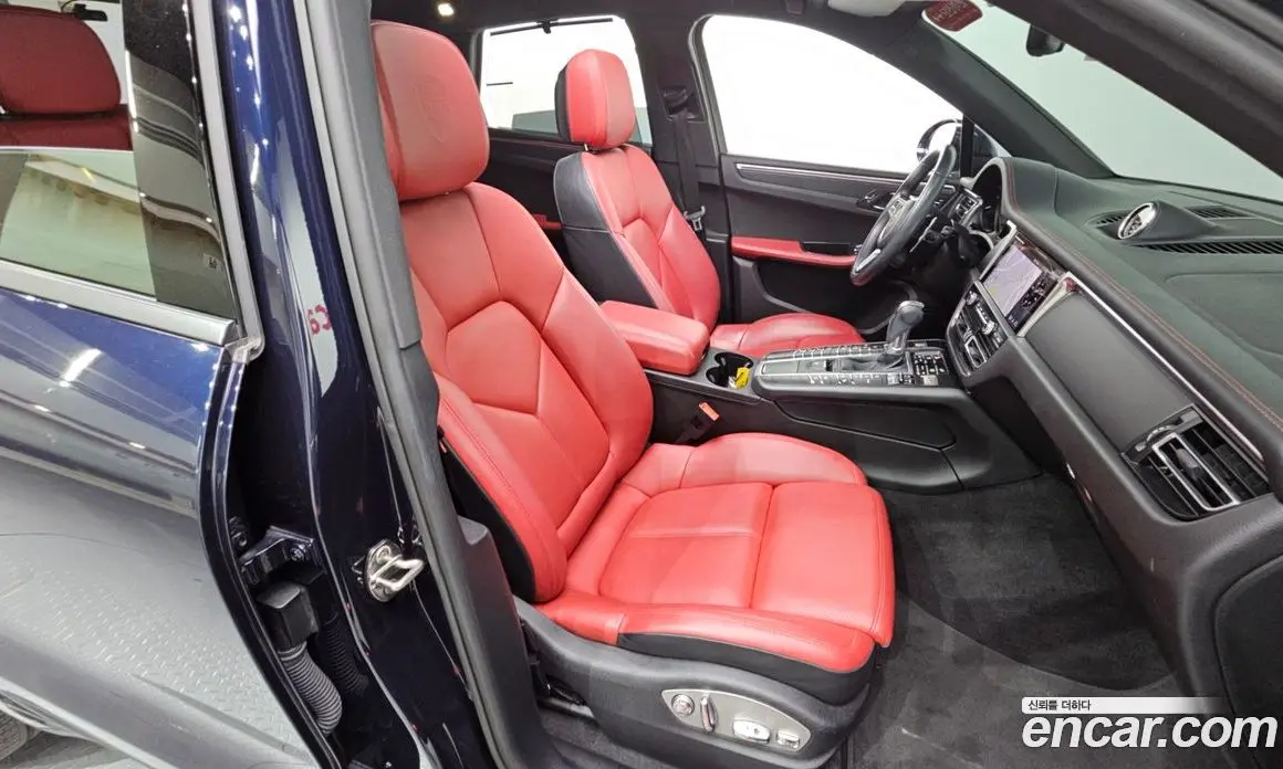 Porsche Macan 2021 2.0 автомат (гидро), фото 15