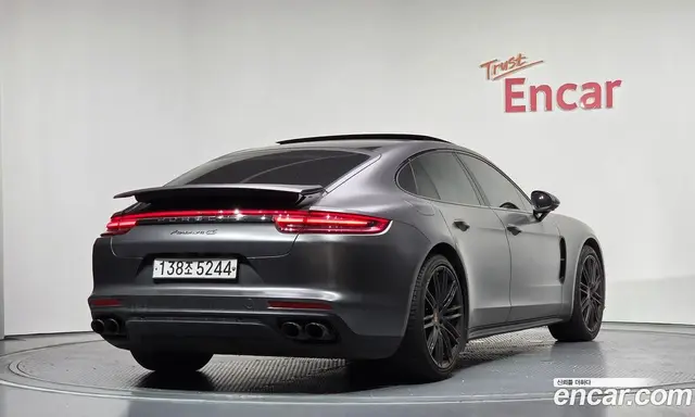 Porsche Panamera 2018 2.9 автомат (гидро), миниатюра 2 Porsche Panamera 2018 2.9 автомат (гидро), миниатюра 2