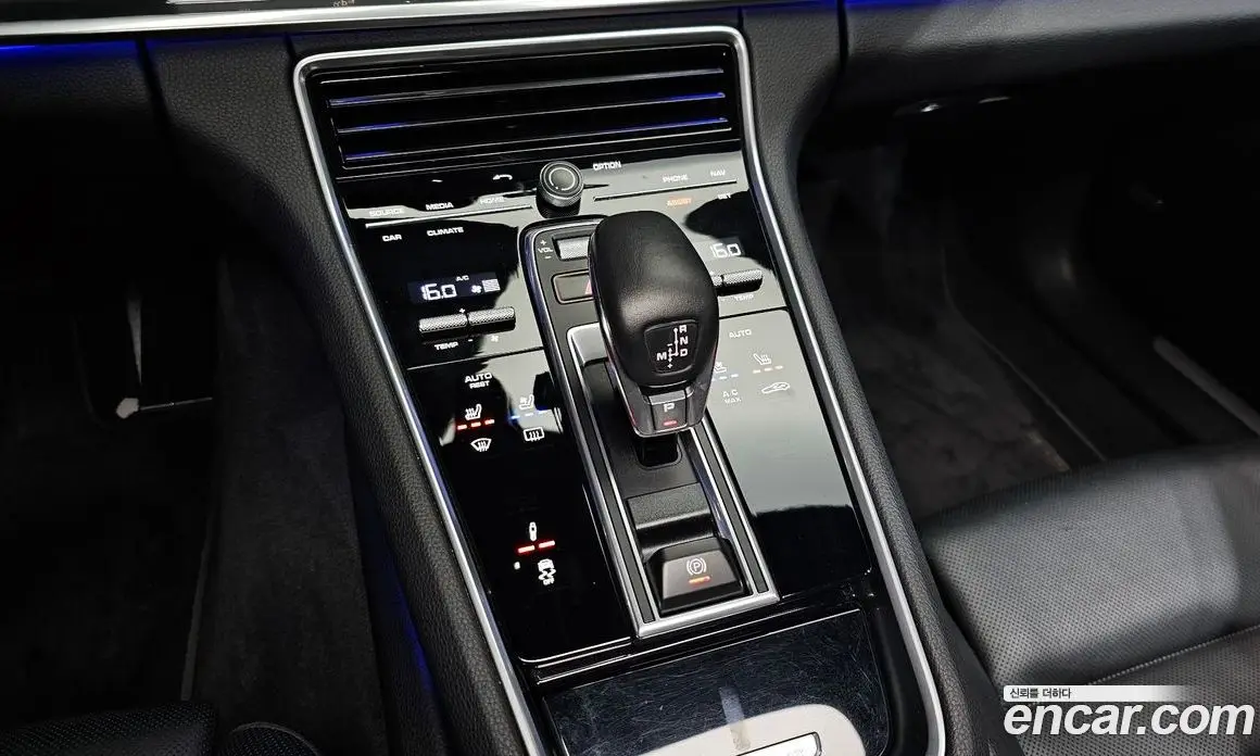 Porsche Panamera 2018 3.0 автомат (гидро), фото 11