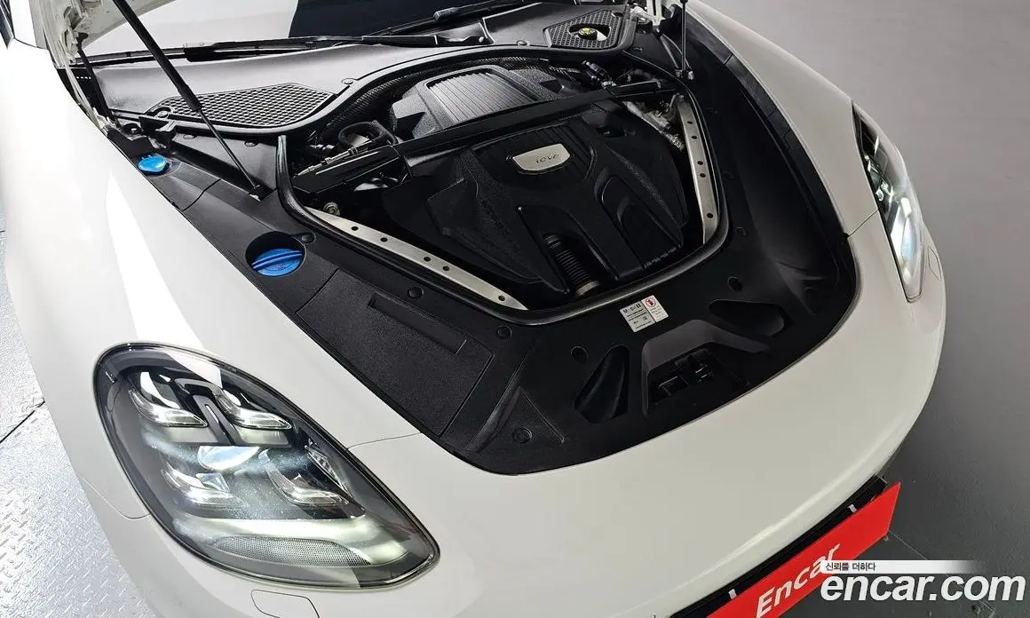 Porsche Panamera 2018 3.0 автомат (гидро), фото 5