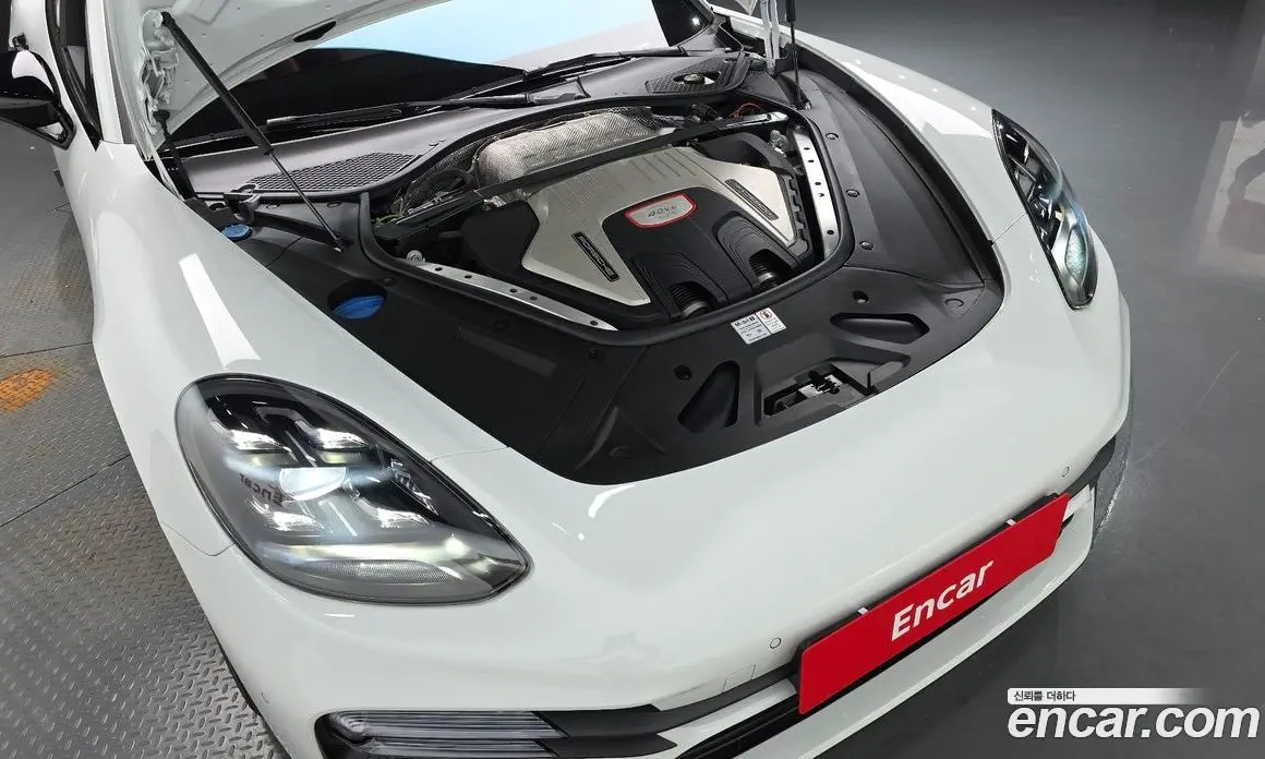 Porsche Panamera 2021 4.0 автомат (гидро), фото 5